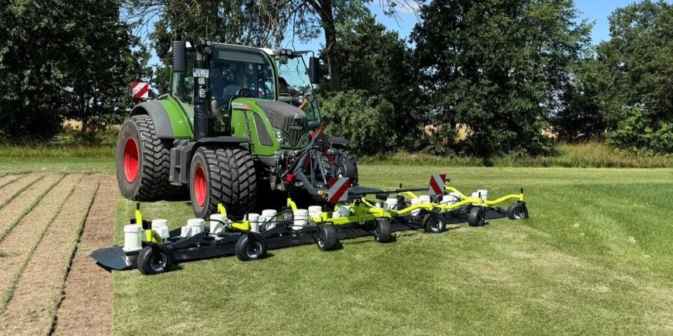 Eco-Clipper FM-6 Front Mähwerk auf Rollrasenfeld